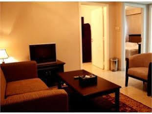Liwa Hotel 3*