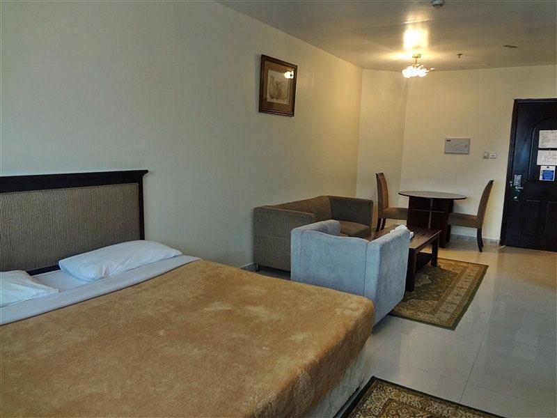 Liwa Hotel 3*